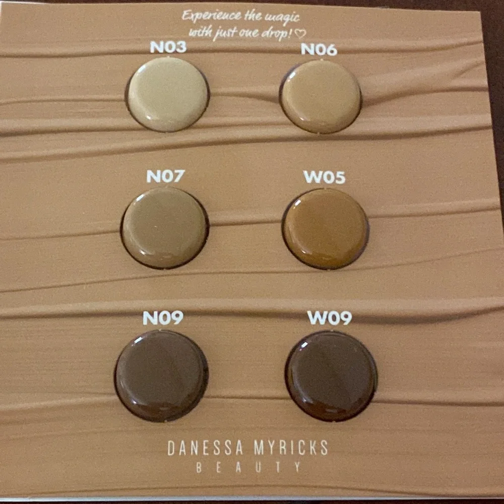 Assorted Samples - Picture 4 of 16